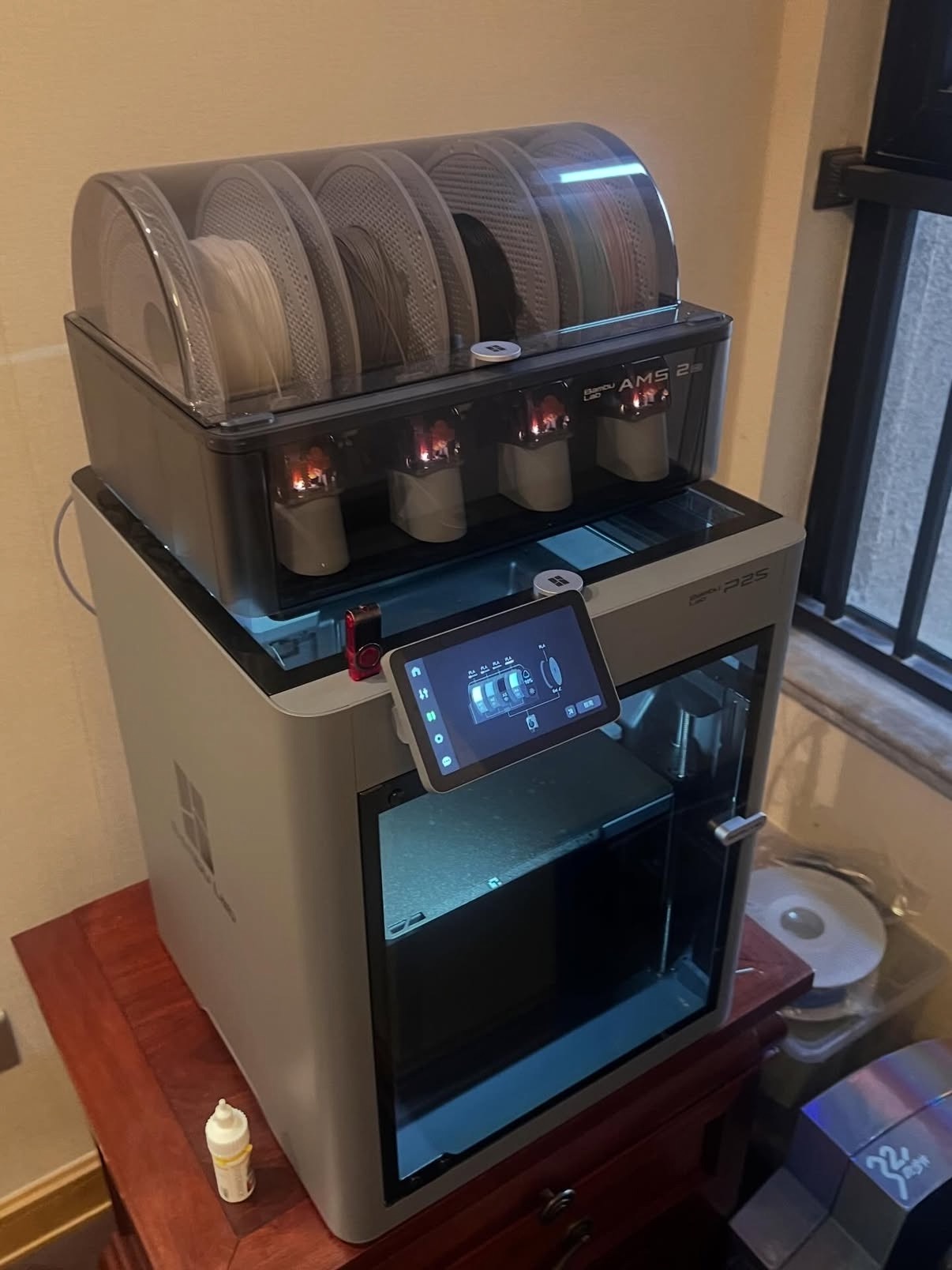 3D printer and in-progress build